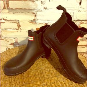 Hunter ankle boots
